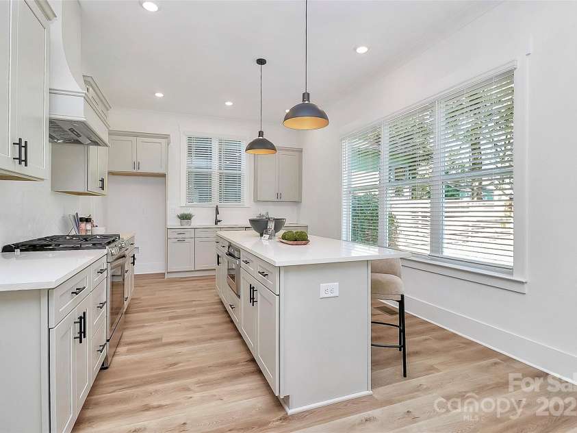 3230 Rogers Street, Charlotte, NC 28208.  MLS# CAR4164998, YatesRealty ID 5230. 