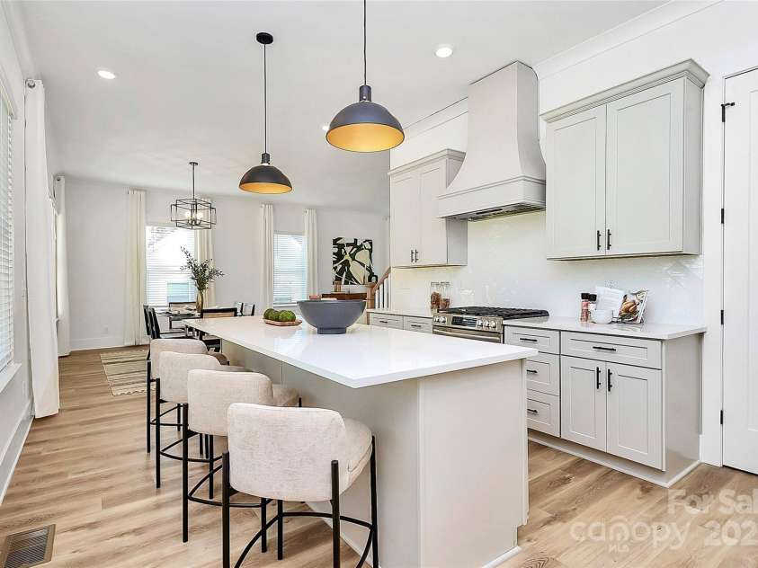 3230 Rogers Street, Charlotte, NC 28208.  MLS# CAR4164998, YatesRealty ID 5230. 