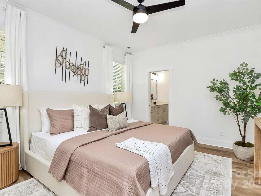 3230 Rogers Street, Charlotte, NC 28208.  MLS# CAR4164998, YatesRealty ID 5230. 