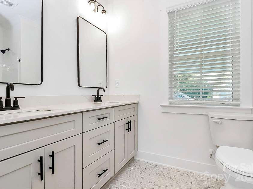 3230 Rogers Street, Charlotte, NC 28208.  MLS# CAR4164998, YatesRealty ID 5230. 