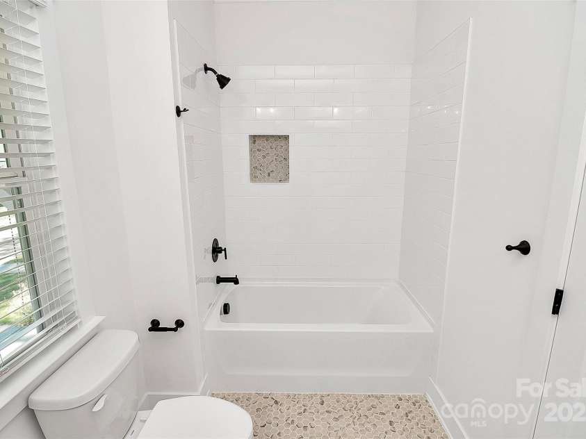 3230 Rogers Street, Charlotte, NC 28208.  MLS# CAR4164998, YatesRealty ID 5230. 