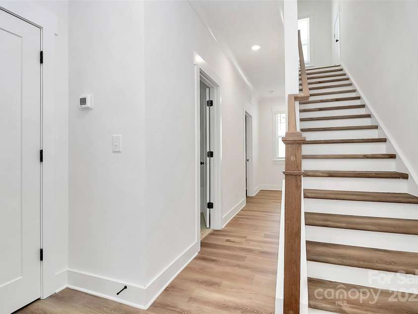 3230 Rogers Street, Charlotte, NC 28208.  MLS# CAR4164998, YatesRealty ID 5230. 