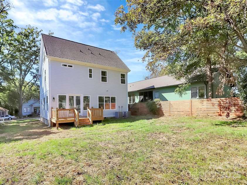 3230 Rogers Street, Charlotte, NC 28208.  MLS# CAR4164998, YatesRealty ID 5230. 
