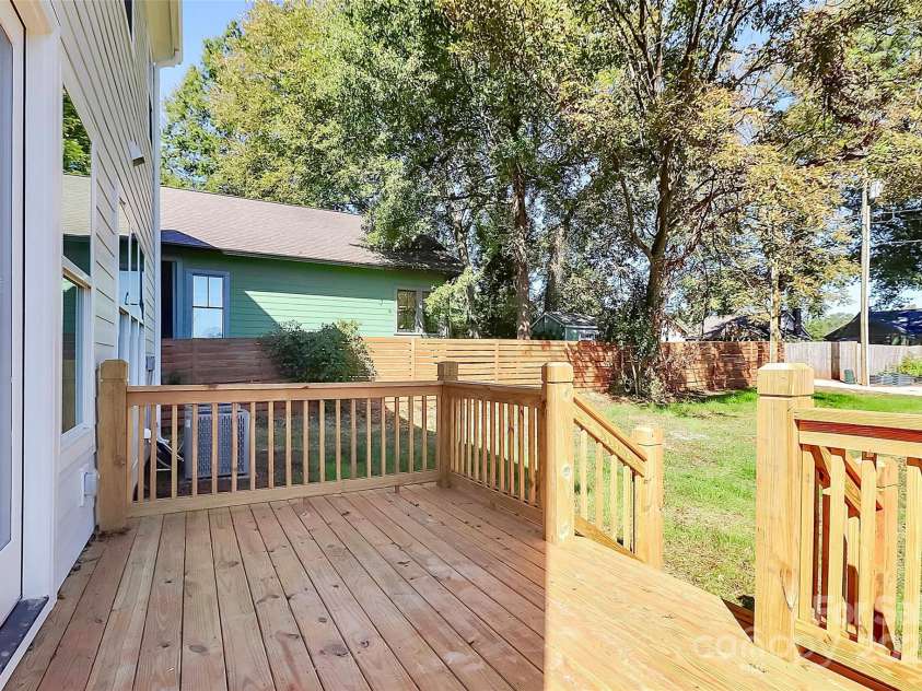 3230 Rogers Street, Charlotte, NC 28208.  MLS# CAR4164998, YatesRealty ID 5230. 
