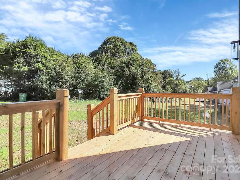 3230 Rogers Street, Charlotte, NC 28208.  MLS# CAR4164998, YatesRealty ID 5230. 