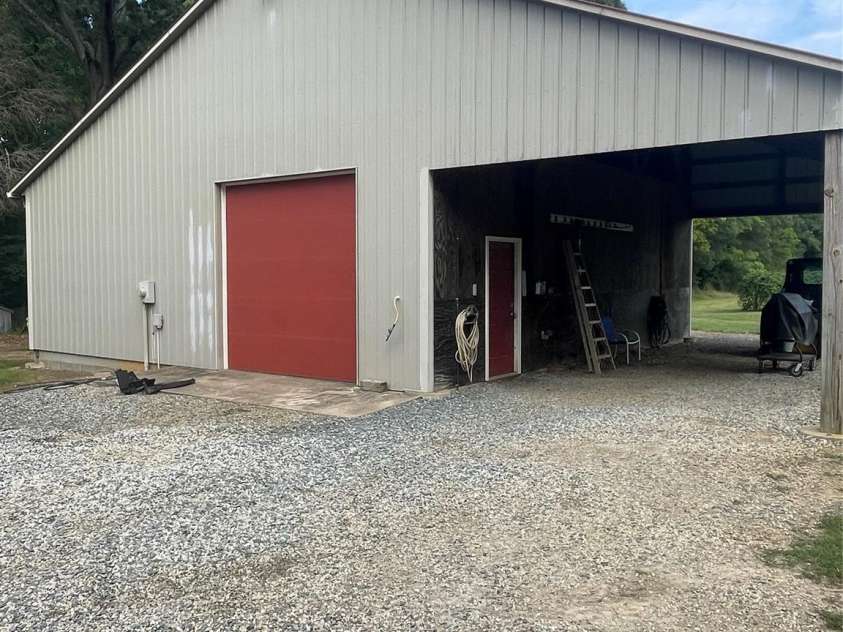 3842 Sherrills Ford Road, Salisbury, NC 28147.  MLS# CAR4419789, YatesRealty ID 52300. 