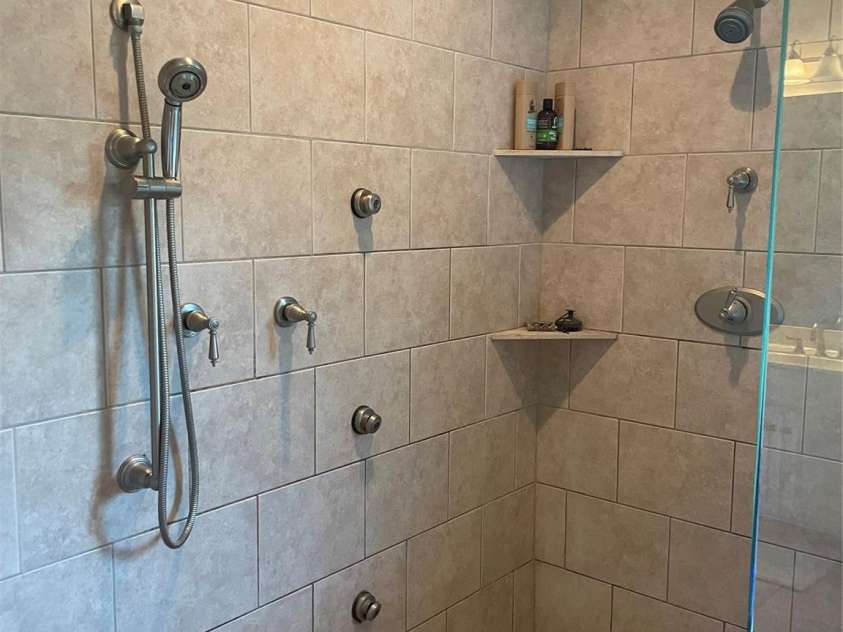 3842 Sherrills Ford Road, Salisbury, NC 28147.  MLS# CAR4419789, YatesRealty ID 52300. Multiple shower heads