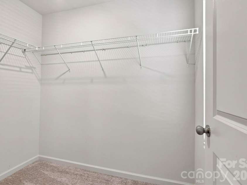 123 Villa Lane, Lincolnton, NC 28092.  MLS# CAR4427216, YatesRealty ID 52301. 