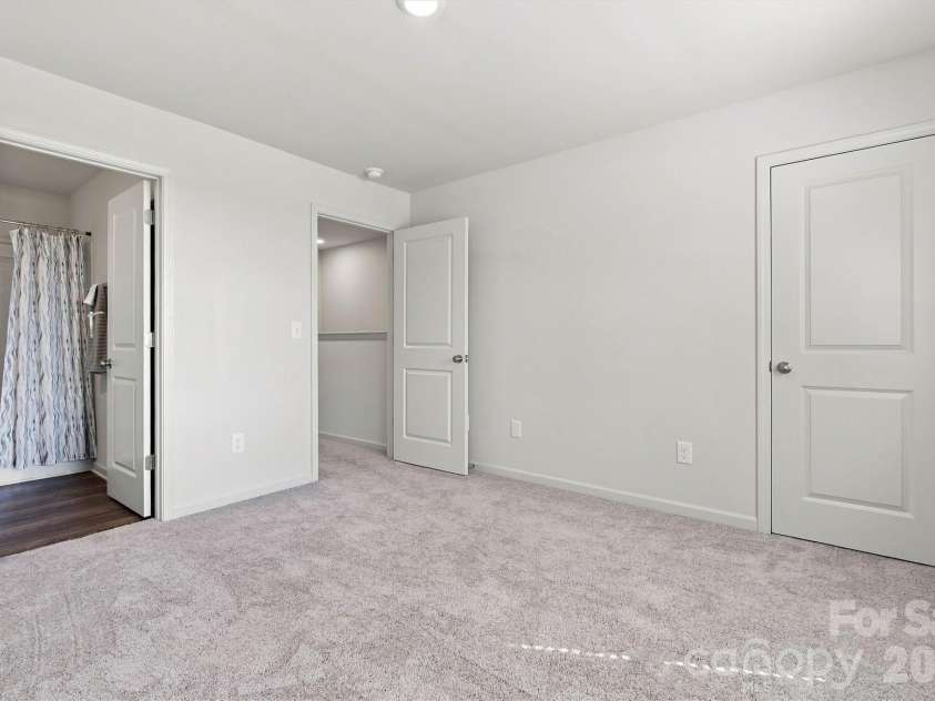 123 Villa Lane, Lincolnton, NC 28092.  MLS# CAR4427216, YatesRealty ID 52301. 