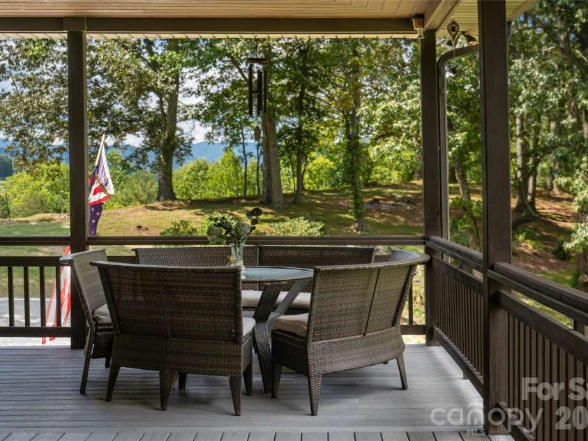 538 Celebration Cove, Clyde, NC 28721.  MLS# CAR4424841, YatesRealty ID 52304. 