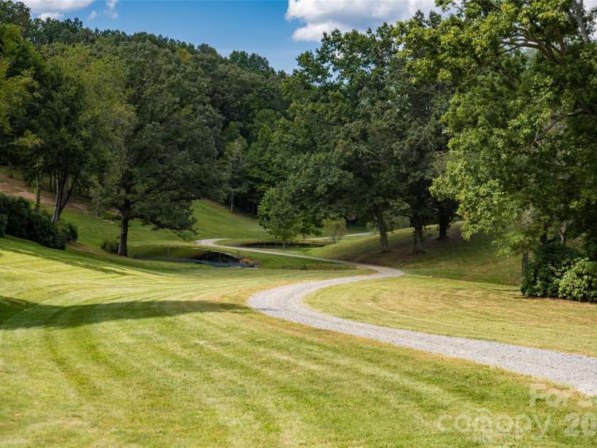 538 Celebration Cove, Clyde, NC 28721.  MLS# CAR4424841, YatesRealty ID 52304. 