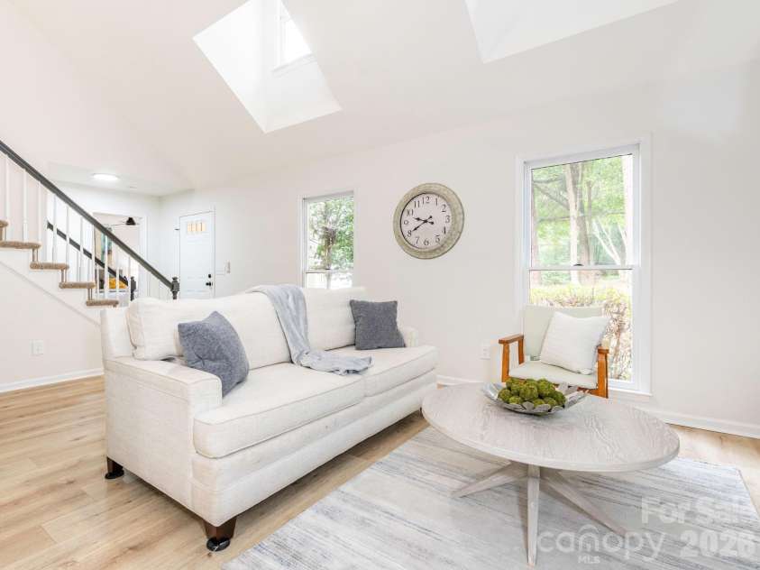 2612 Heathershire Lane, Matthews, NC 28105.  MLS# CAR4426654, YatesRealty ID 52305. 
