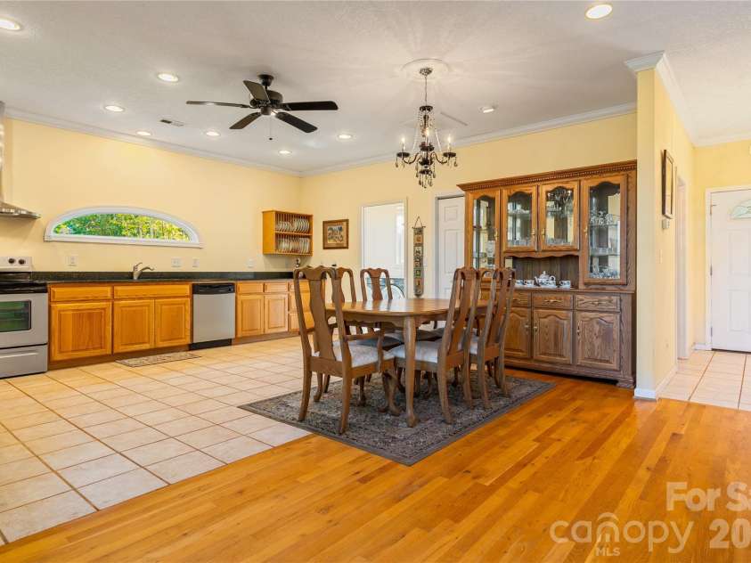 296 Acorn Lane, Rutherfordton, NC 28139.  MLS# CAR4427187, YatesRealty ID 52307. Dining area
