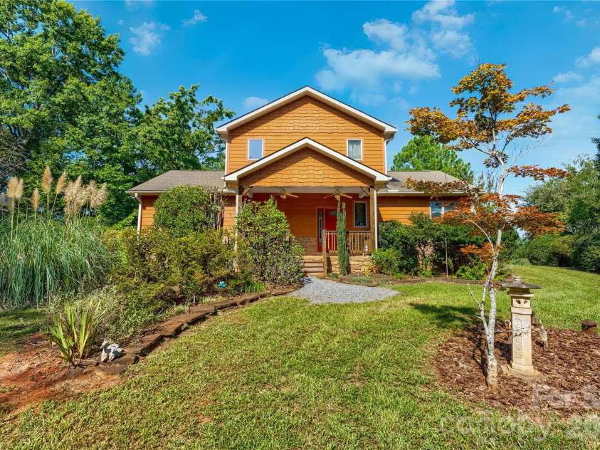 296 Acorn Lane, Rutherfordton, NC 28139.  MLS# CAR4427187, YatesRealty ID 52307. Front level yard
