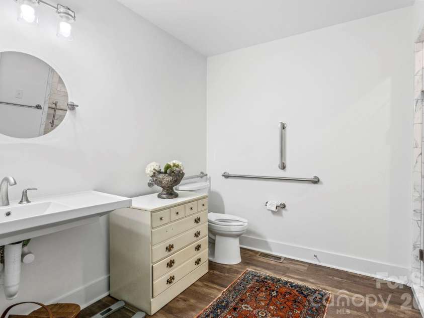 400 Laurel Drive, Saluda, NC 28773.  MLS# CAR4424292, YatesRealty ID 52308. 