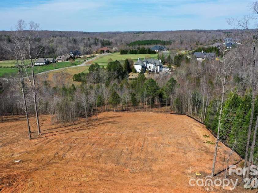 7061 Ridgeview Lane, Iron Station, NC 28080.  MLS# CAR4411270, YatesRealty ID 52309. Incredible Big Sky View!