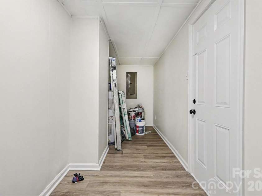 1013 Ridge Avenue, Gastonia, NC 28052.  MLS# CAR4341369, YatesRealty ID 5231. 