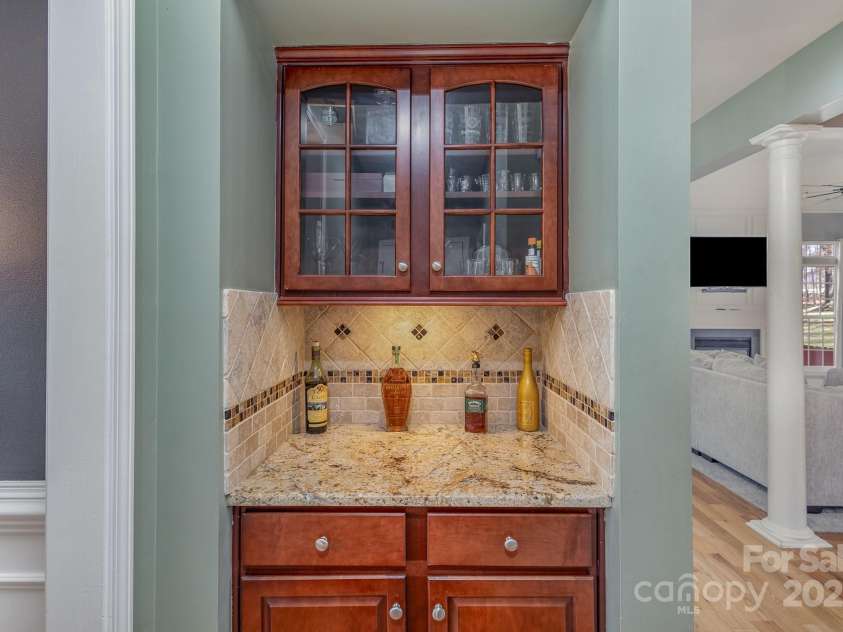 158 Crimson Orchard Drive, Mooresville, NC 28115.  MLS# CAR4229045, YatesRealty ID 5231. 