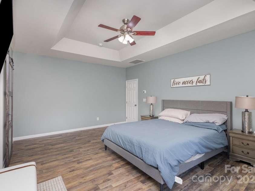 158 Crimson Orchard Drive, Mooresville, NC 28115.  MLS# CAR4229045, YatesRealty ID 5231. 