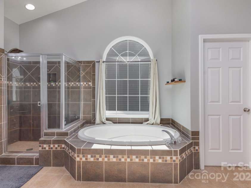 158 Crimson Orchard Drive, Mooresville, NC 28115.  MLS# CAR4229045, YatesRealty ID 5231. 