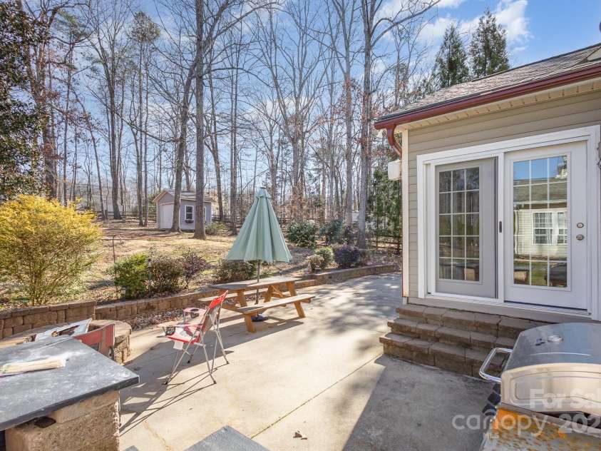 158 Crimson Orchard Drive, Mooresville, NC 28115.  MLS# CAR4229045, YatesRealty ID 5231. 