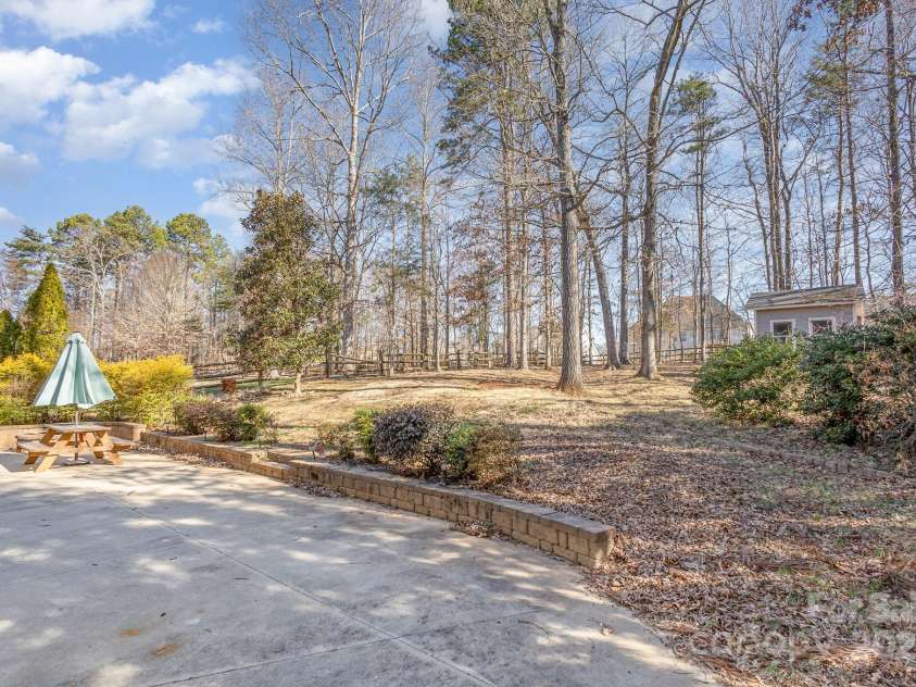 158 Crimson Orchard Drive, Mooresville, NC 28115.  MLS# CAR4229045, YatesRealty ID 5231. 