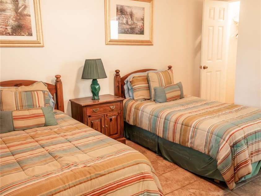 997 Winterstar Loop, Burnsville, NC 28714.  MLS# CAR4427231, YatesRealty ID 52310. 