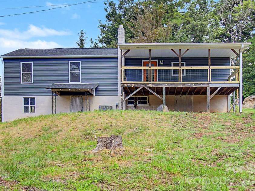 132 Locust Grove Road, Weaverville, NC 28787.  MLS# CAR4426879, YatesRealty ID 52311. 