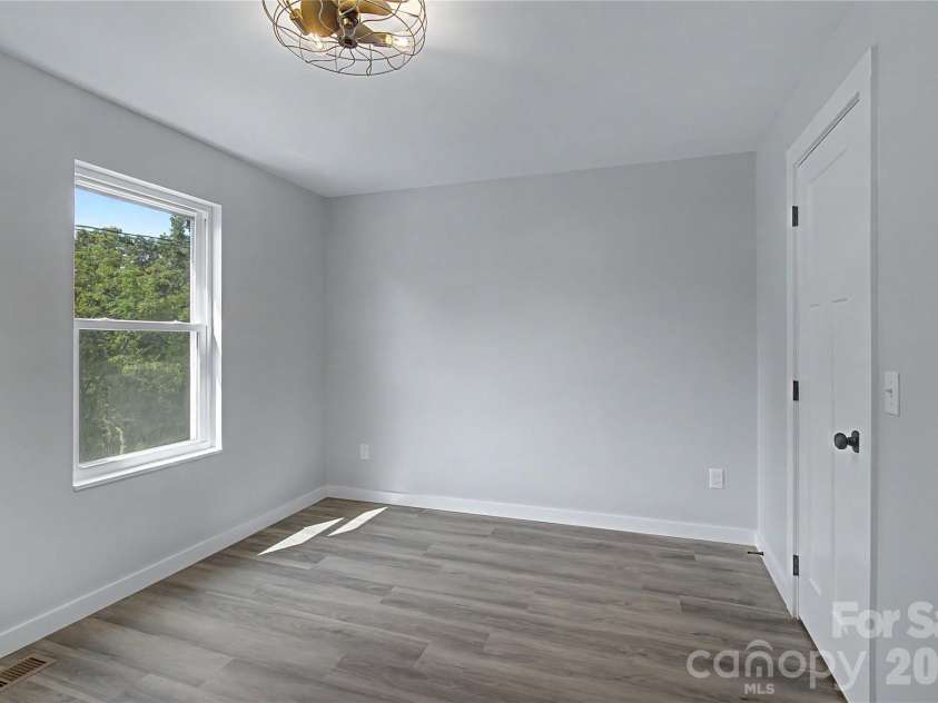 132 Locust Grove Road, Weaverville, NC 28787.  MLS# CAR4426879, YatesRealty ID 52311. 