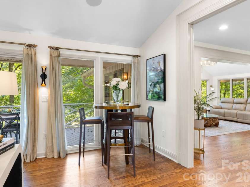 27 Timberidge Drive, Lake Wylie, SC 29710.  MLS# CAR4422088, YatesRealty ID 52312. 