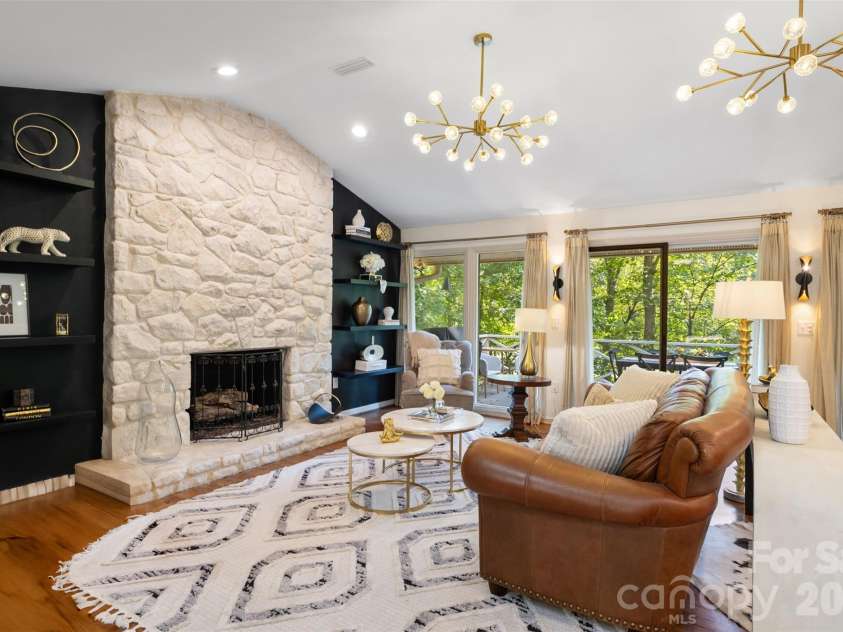 27 Timberidge Drive, Lake Wylie, SC 29710.  MLS# CAR4422088, YatesRealty ID 52312. 
