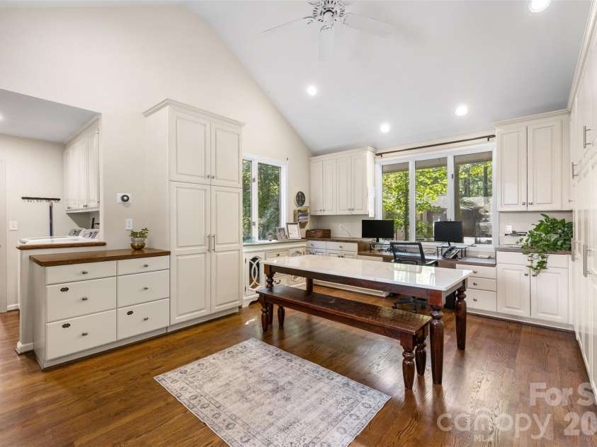 27 Timberidge Drive, Lake Wylie, SC 29710.  MLS# CAR4422088, YatesRealty ID 52312. 