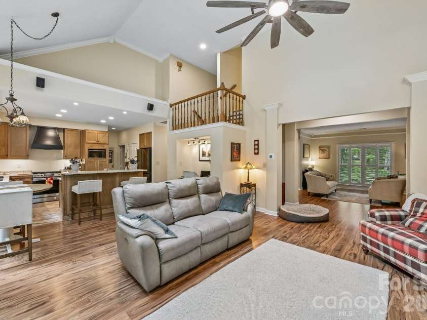9139 Magnolia Estates Drive, Cornelius, NC 28031.  MLS# CAR4368990, YatesRealty ID 52313. 