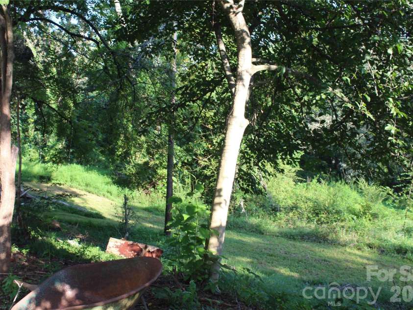2309 Rainbow Heights Circle, Lenoir, NC 28645.  MLS# CAR4425677, YatesRealty ID 52317. 