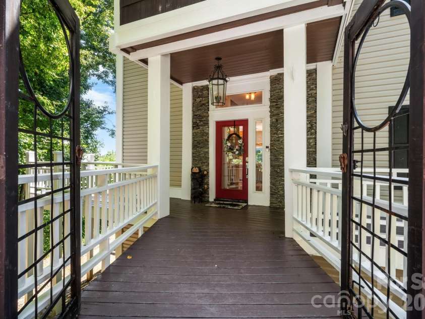 308 Flat Mountain Road, Lenoir, NC 28645.  MLS# CAR4414577, YatesRealty ID 52319. 