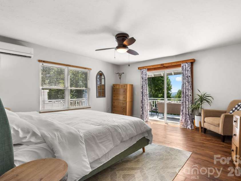 308 Flat Mountain Road, Lenoir, NC 28645.  MLS# CAR4414577, YatesRealty ID 52319. 