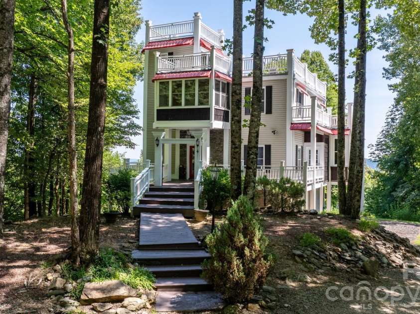 308 Flat Mountain Road, Lenoir, NC 28645.  MLS# CAR4414577, YatesRealty ID 52319. 