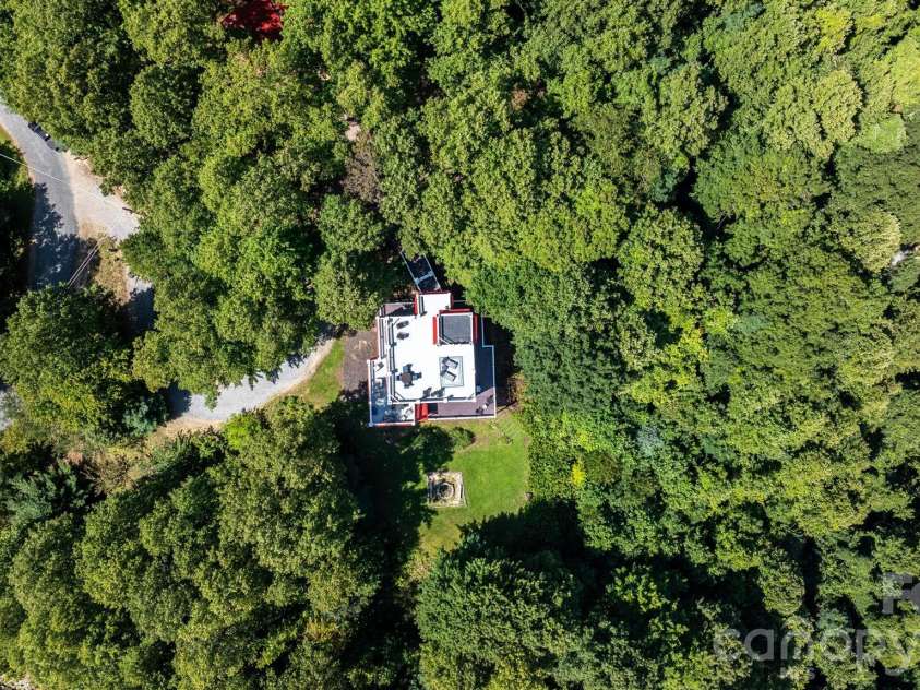 308 Flat Mountain Road, Lenoir, NC 28645.  MLS# CAR4414577, YatesRealty ID 52319. 