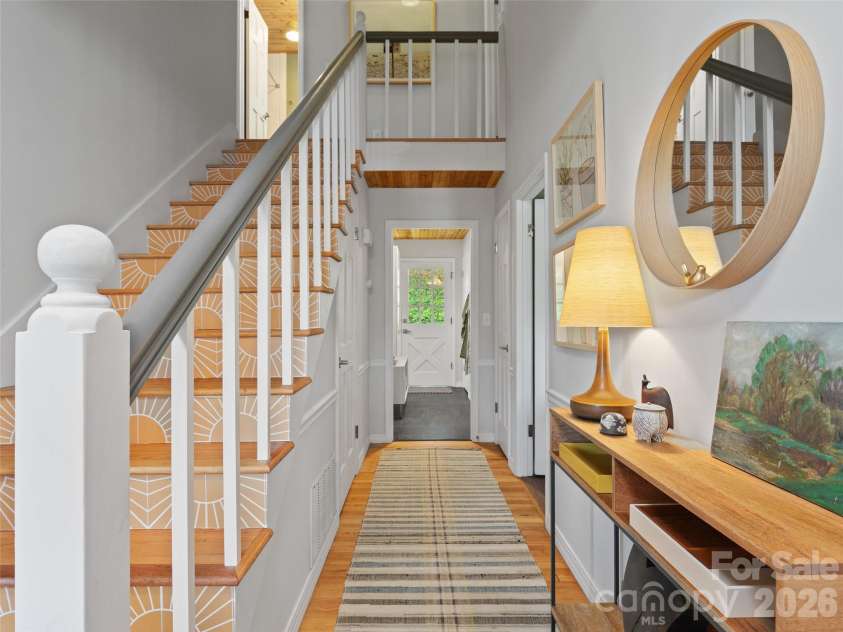 641 Scruggs Circle, Canton, NC 28716.  MLS# CAR4427265, YatesRealty ID 52320. 