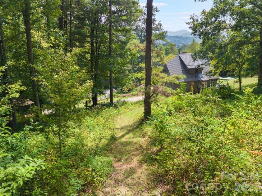 641 Scruggs Circle, Canton, NC 28716.  MLS# CAR4427265, YatesRealty ID 52320. 