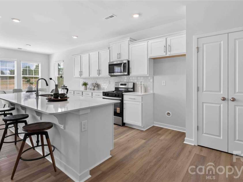 1013 Grace Valley Drive, Monroe, NC 28112.  MLS# CAR4427279, YatesRealty ID 52321. 