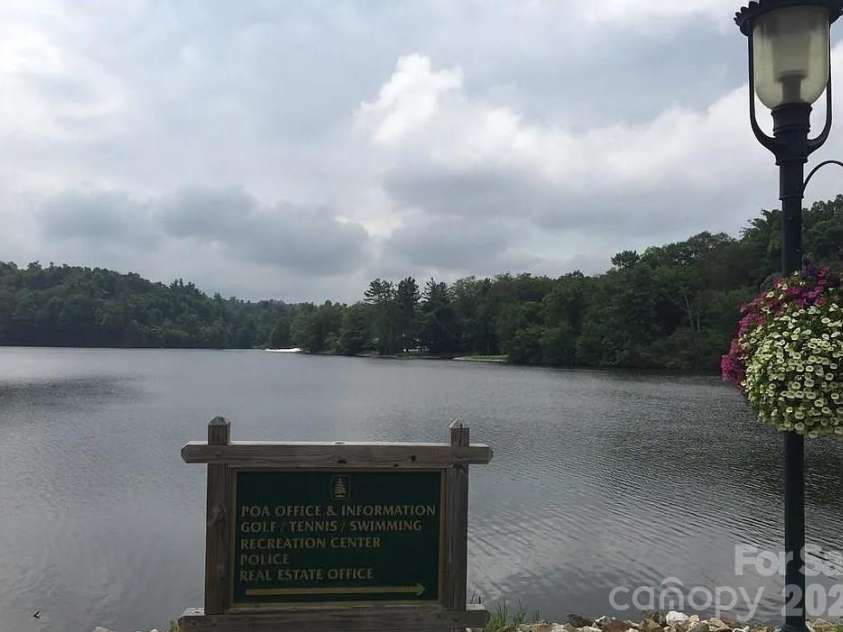115 Spring Brook Road, Newland, NC 28657.  MLS# CAR4427233, YatesRealty ID 52322. 