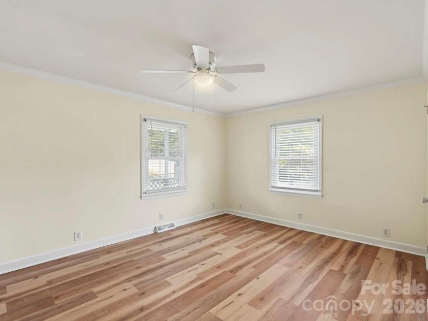 316 19th Street, Kannapolis, NC 28083.  MLS# CAR4424938, YatesRealty ID 52324. 