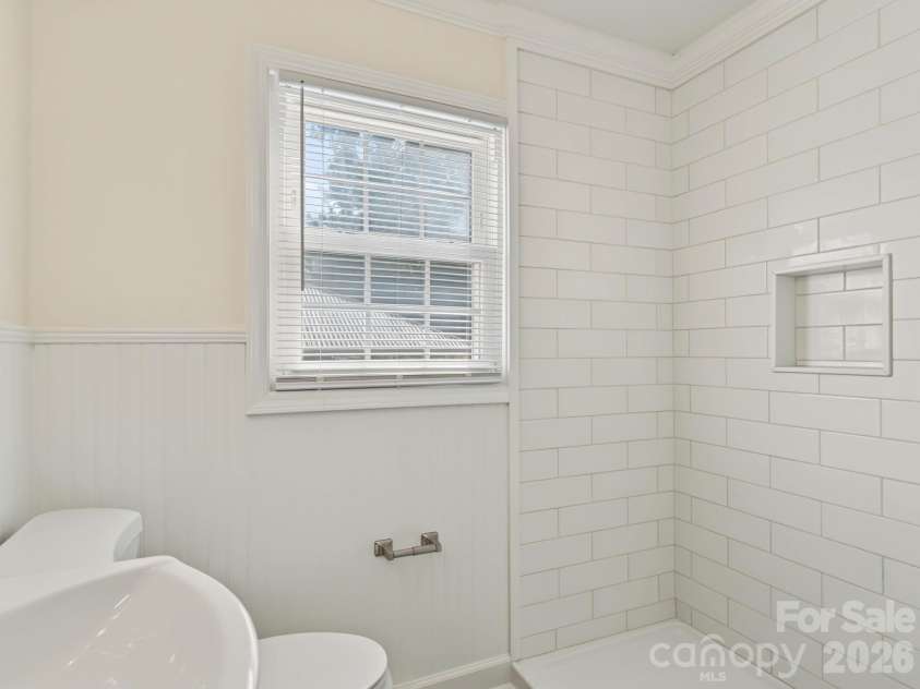 316 19th Street, Kannapolis, NC 28083.  MLS# CAR4424938, YatesRealty ID 52324. 