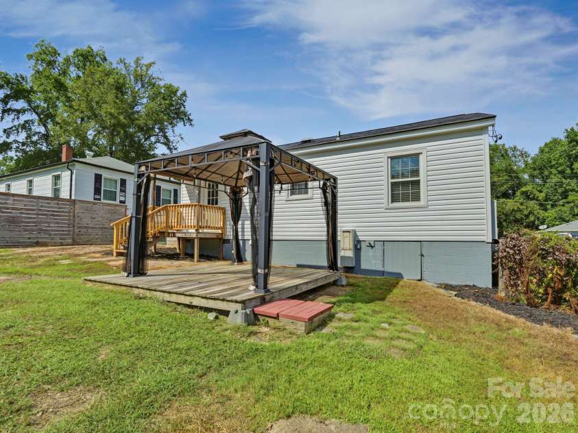 316 19th Street, Kannapolis, NC 28083.  MLS# CAR4424938, YatesRealty ID 52324. 