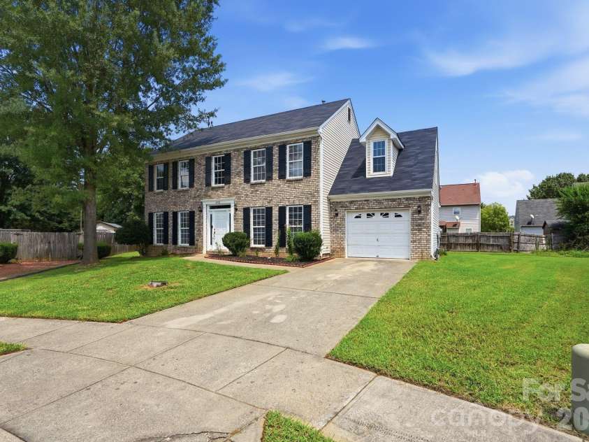 4502 Tabcat Court, Charlotte, NC 28273.  MLS# CAR4408826, YatesRealty ID 52325. 