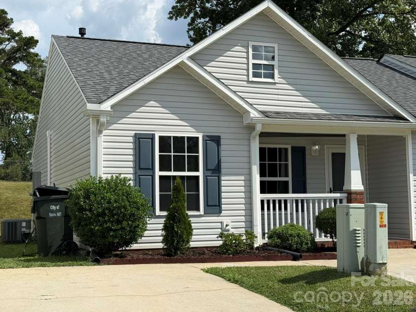 1250 Camellia Court, Rock Hill, SC 29732.  MLS# CAR4426778, YatesRealty ID 52328. 