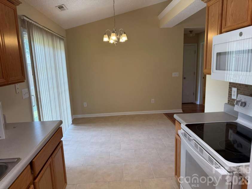 1250 Camellia Court, Rock Hill, SC 29732.  MLS# CAR4426778, YatesRealty ID 52328. 