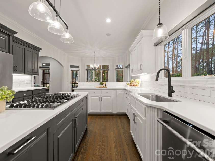 108 Great Point Drive, Mooresville, NC 28117.  MLS# CAR4351982, YatesRealty ID 5233. 