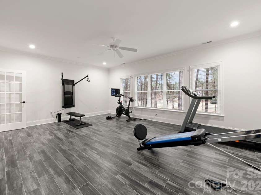 108 Great Point Drive, Mooresville, NC 28117.  MLS# CAR4351982, YatesRealty ID 5233. 